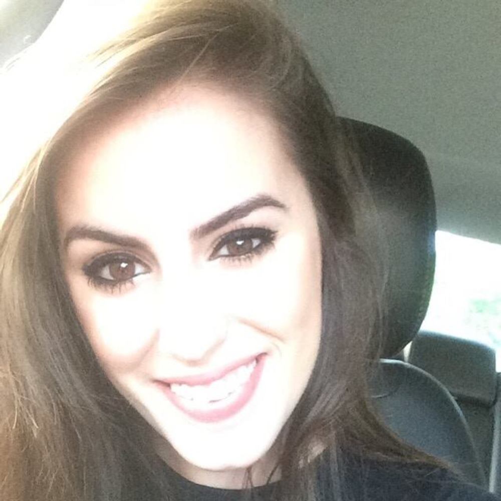 Meet your Posher, Caitlin